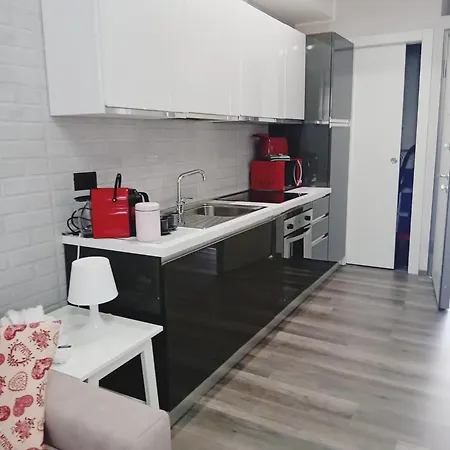 A Few Steps From Como, Beautiful Flat 아파트 코모