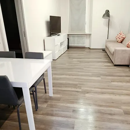 A Few Steps From Como, Beautiful Flat Apartmán Como