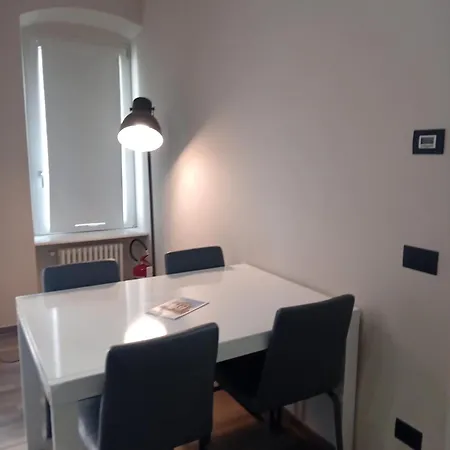 A Few Steps From Como, Beautiful Flat *