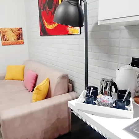 A Few Steps From Como, Beautiful Flat 아파트 코모